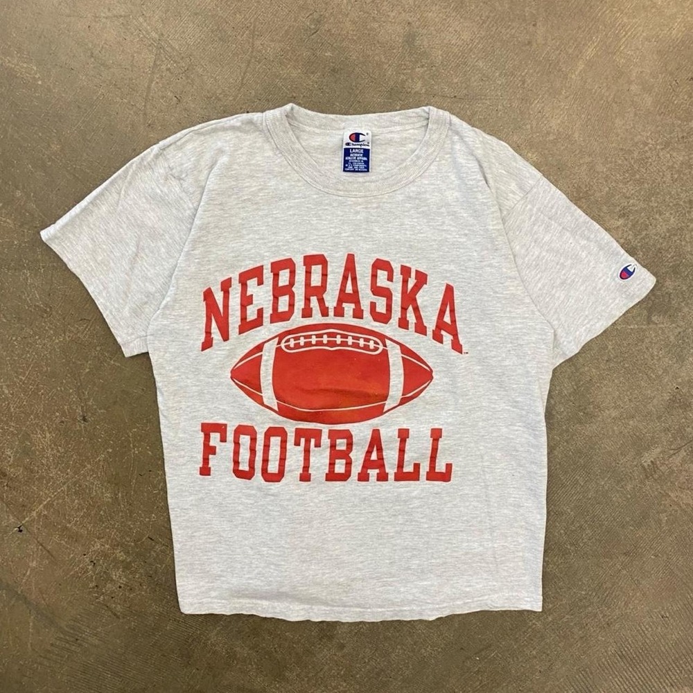 Vintage 90s Nebraska Cornhuskers Football Champion T-Shirt Size Large